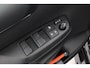 Toyota Yaris 1.5 Hybrid 115 Dynamic | Navigatie | Dodehoek detectie | Parkeersensoren voor/achter | Stoel-/stuurverwarming | Adaptive Cruise | Clima | Keyless | Camera | 16 inch