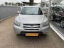 Hyundai Santa Fe 2.7i V6 Dynamic 7p. | 7- persoons | Elektrische ramen | Airco | NAP | APK tot 21-05-2025 |