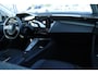 Peugeot 308 Allure | 17" lichtmetalen velgen 'HALONG' | Achteruitrijcamera 180° (Visiopark 1) | Autonomous Emergency Braking d.m.v. radar i.p.v. camera