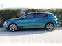Peugeot 308 Allure | 17" lichtmetalen velgen 'HALONG' | Achteruitrijcamera 180° (Visiopark 1) | Autonomous Emergency Braking d.m.v. radar i.p.v. camera
