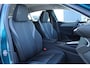 Peugeot 308 Allure | 17" lichtmetalen velgen 'HALONG' | Achteruitrijcamera 180° (Visiopark 1) | Autonomous Emergency Braking d.m.v. radar i.p.v. camera