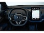 Volvo EX30 Single Motor Extended Range Plus | Direct Beschikbaar | Premium audio by Harman Kardon | Keyless  | Apple carplay/Android auto | Achteruitrijcamera | Parkeersensoren voor en achter | Pilot Assist | 19 inch Lichtmetalen velgen |