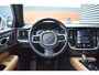 Volvo V60 2.0 T8 Twin Engine AWD Inscription LED | Pano | Harman Kardon | Leder | Carplay | Keyless | Navi | Clima | PDC | 18" LMV