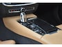 Volvo V60 2.0 T8 Twin Engine AWD Inscription LED | Pano | Harman Kardon | Leder | Carplay | Keyless | Navi | Clima | PDC | 18" LMV
