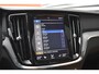Volvo V60 2.0 T8 Twin Engine AWD Inscription LED | Pano | Harman Kardon | Leder | Carplay | Keyless | Navi | Clima | PDC | 18" LMV