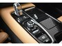 Volvo V60 2.0 T8 Twin Engine AWD Inscription LED | Pano | Harman Kardon | Leder | Carplay | Keyless | Navi | Clima | PDC | 18" LMV