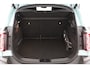 Renault R4 iconic 150 pk comfort range | Warmtepomp | Adaptive Cruise Control | Elektrische achterklep | Climate Control | Achteruitrijcamera | Parkeersensoren voor & achter | Stoelverwarming | Stuurverwarming |
