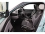 Renault R4 iconic 150 pk comfort range | Warmtepomp | Adaptive Cruise Control | Elektrische achterklep | Climate Control | Achteruitrijcamera | Parkeersensoren voor & achter | Stoelverwarming | Stuurverwarming |