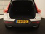 Volvo XC40 2.0 T5 R Design Luxury Line | Panoramadak | Adaptive cruise | 360 Camera | Stoel & stuurverwarming | 20'' | Carplay | Harman/Kardon | Navigatie | Leder/Alcanatara | Full LED | Memory