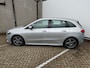 Mercedes-Benz B-klasse 180 Business Solution AMG | AMG-styling | Achterbank in delen neerklapbaar | Achteruitrijcamera