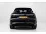 Porsche Cayenne 3.0 E-Hybrid | SOH 89% | Platinum Edition | Full Option | SportDesign | Panodak | 22 inch | Trekhaak | NL Auto |