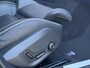 Volvo V60 2.0 T6 Plug-in hybrid AWD Plus Dark | 360° Camera | Stoel en stuurverwarming | Trekhaak | Adaptieve cruise control | Harman/Kardon audio | BLIS dodehoekdetectie |