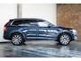 Volvo XC90 T8 Recharge AWD Inscription | Panoramadak met schuif-/kantelfunctie| Semi elektrische trekhaak | Verwarmbare voorstoelen | Verwarmbaar stuurwiel | Premium audio by Harman Kardon  | Rondom zichtcamera | Standkachel | Adaptieve cruise control | 20 inch Lichtmetalen velgen