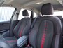 BMW 2-Serie Active Tourer 218i Executive | Stoelverwarming | Navi | Bluetooth | 17"