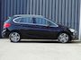 BMW 2-Serie Active Tourer 218i Executive | Stoelverwarming | Navi | Bluetooth | 17"