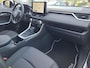 Toyota RAV4 2.5 Hybrid AWD Dynamic | Apple CarPlay | Stuur/stoel/ruitverwarming | Blindspot | Rijklaarprijs incl. garantie |