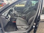 Skoda Kamiq 1.0 TSI 110pk DSG-7 Sport Business | Panoramadak | Trekhaak | Stoelverwarming | 18 Inch | Dodehoek | Adaptive Cruise Control |