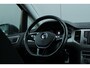 Volkswagen Golf Sportsvan 1.0 TSI 115pk DSG Automaat Connected Series | NAP | 1e Eigenaar | Navigatie | Camera | Trekhaak