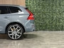 Volvo XC60 T8 AWD Recharge Polestar Engineered | 360° Camera | Harman Kardon | Head-Up Display | 22 Inch | 455pk | Black Pack zwarte logo's | Adaptieve Cruise Control | Stoelverwarming voor+achter | Stuurwielverwarming | Full LED Meesturende koplampen | Pilot Assist