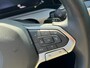 Volkswagen Golf 1.0 eTSI Life * Camera * Stoel + Stuur verwarming * ACC