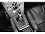 Volvo V40 1.6 T4 Summum Automaat Trekhaak Leer Navi Clima Cruise LED Nwe APK