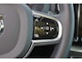 Volvo XC60 T6 Recharge AWD Plus Dark - Panorama/schuifdak - IntelliSafe Assist & Surround - 360º Camera - Verwarmde voorstoelen, stuur & achterbank - Parkeersensoren voor & achter - Elektr. bedienb. voorstoelen met geheugen - Draadloze tel. lader - Elektr. inklapbare trekhaak - 19' LMV
