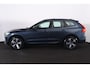 Volvo XC60 T6 Recharge AWD Plus Dark - Panorama/schuifdak - IntelliSafe Assist & Surround - 360º Camera - Verwarmde voorstoelen, stuur & achterbank - Parkeersensoren voor & achter - Elektr. bedienb. voorstoelen met geheugen - Draadloze tel. lader - Elektr. inklapbare trekhaak - 19' LMV