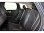 Volvo XC60 T6 Recharge AWD Plus Dark - Panorama/schuifdak - IntelliSafe Assist & Surround - 360º Camera - Verwarmde voorstoelen, stuur & achterbank - Parkeersensoren voor & achter - Elektr. bedienb. voorstoelen met geheugen - Draadloze tel. lader - Elektr. inklapbare trekhaak - 19' LMV