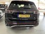 Volkswagen Tiguan 1.5 e R-LINE BUSINESS ,NAVIGATIE , TREKHAAK , CAMERA ,PDC, MASSAGE STOEL ,KEYLESS, BLIND SPOT, ACC, APPLE / ANDROID ,Q-LIGHT