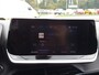 Peugeot 2008 ALLURE PACK 1.2 PT-130pk TREKHAAK | Apple Carplay & Android Auto | 3D-cockpit | Parkeerhulp met sensoren&camera | Climate control | 2DLG-SIERUITLAAT