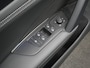 Volkswagen Tiguan 1.5 eTSI 131 pk DSG Life Edition | LED Plus koplampen | Trekhaak | Stoelverwarming | Park Asssit | Adaptive Cruise | 18 inch