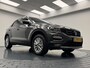 Volkswagen T-Roc 1.5 TSi Style Automaat-Navigatie-Carplay-Airco-Adapt.Cr.contr-Parkeersensoren-Lm16''velgen