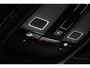 Volvo V60 T6 Plug-in hybrid AWD Plus Dark Panorama Schuif/Kanteldak | 360° Parkeercamera | Head-Up Display | Stoelverwarming | Google Infotainment | Parkeersensoren voor + achter | 19" 5-Spaaks Black / Diamond Cut velgen | Longe Range |