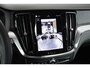 Volvo V60 T6 Plug-in hybrid AWD Plus Dark | Panoramadak schuif-/en Kantelfunctie | 360° Parkeercamera | Head-Up Display | Stoelverwarming | Google Infotainment | Parkeersensoren voor + achter | 19 inch 5-Spaaks Black / Diamond Cut velgen | Long Range |