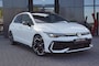 Volkswagen Golf R-line 1.5 eTSI 150pk DSG facelift Black style/Panodak /Camera /IQ Matrix LED /Head-up