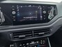 Volkswagen Polo 1.0 TSI R-Line Edition 95 PK | Panoramadak | IQ Lights | Apple Carplay | Climate control | Stoelverwarming | Dodehoek sensoren | Camera | Android Auto | Digital cockpit | 16" Lichtmetalen velgen |