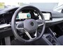 Volkswagen Golf 1.5 TSI 131PK! Life BJ2020 Lmv 16" | Led | Pdc | Navi | Trekhaak | App-Connect | Dashboard verlichting | Virtual cockpit | Climate control | Cruise control | Getint glas