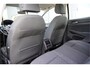 Volkswagen Golf 1.5 TSI 131PK! Life BJ2020 Lmv 16" | Led | Pdc | Navi | Trekhaak | App-Connect | Dashboard verlichting | Virtual cockpit | Climate control | Cruise control | Getint glas