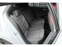 Volkswagen Golf GTI 2.0 TSI 265pk DSG | DCC Onderstel | Panoramadak | Camera | 19" Estoril Velgen