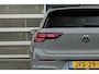 Volkswagen Golf GTI 2.0 TSI 265pk DSG | DCC Onderstel | Panoramadak | Camera | 19" Estoril Velgen