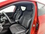 Renault Clio 1.6 E-Tech Full Hybrid 145Pk esprit Alpine | Navigatie | Draadloze Apple & Android Carplay | 360 Parkeersensoren & 360 Camera | Bose Geluidsysteem | Stoel & Stuurverwarming |