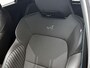 Renault Clio 1.6 E-Tech Full Hybrid 145Pk esprit Alpine | Navigatie | Draadloze Apple & Android Carplay | 360 Parkeersensoren & 360 Camera | Bose Geluidsysteem | Stoel & Stuurverwarming |