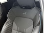 Renault Clio 1.6 E-Tech Full Hybrid 145Pk esprit Alpine | Navigatie | Draadloze Apple & Android Carplay | 360 Parkeersensoren & 360 Camera | Bose Geluidsysteem | Stoel & Stuurverwarming |