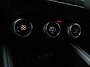 Renault Clio 1.6 E-Tech Full Hybrid 145 esprit Alpine AUTOMAAT / PACK CITY PREMIUM / 9,3'' NAVI / 10.25'' DASHBOARD / ADAPT. CRUISE / CAMERA / PDC / CLIMATE / APPLE CARPLAY / ANDROID AUTO / PRIVACY GLASS / DAB+ / 17'' LMV