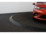 Renault Clio E-Tech Hybrid 140 Intens | Origineel Nederlands | Parkeersensoren achter | Climate Control | Cruise Control | Keyless entry & start | LED koplampen | Lichtmetalen velgen 16'' | Apple Carplay | Android Auto |