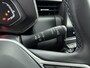 Renault Clio 1.6 E-Tech Hybrid 140pk Zen | Navigatie via Apple & Android Carplay | parkeersensoren Achter | Airco | Cruise Control | Bluetooth Telefoonvoorbereiding |