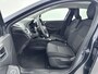 Renault Clio 1.6 E-Tech Hybrid 140pk Zen | Navigatie via Apple & Android Carplay | parkeersensoren Achter | Airco | Cruise Control | Bluetooth Telefoonvoorbereiding |