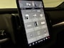 Volvo EX30 Single Motor Extended Range Plus | Stoel en Stuurwielverwarming | Adaptieve Cruise Control | Harman Kardon | Parkeercamera | Pilot Assist | BLIS Dode Hoek Detectie | 19 Inch | Keyless Drive | Parkeersensoren voor+achter | Google Infotainment | Elektrisch