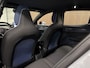 Volvo EX30 Single Motor Extended Range Plus | Stoel en Stuurwielverwarming | Adaptieve Cruise Control | Harman Kardon | Parkeercamera | Pilot Assist | BLIS Dode Hoek Detectie | 19 Inch | Keyless Drive | Parkeersensoren voor+achter | Google Infotainment | Elektrisch