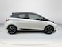 Toyota Yaris 1.5 Hybrid Bi-Tone | 16 inch LM-velgen | Keyless entry | Parkeercamera | Bluetooth |